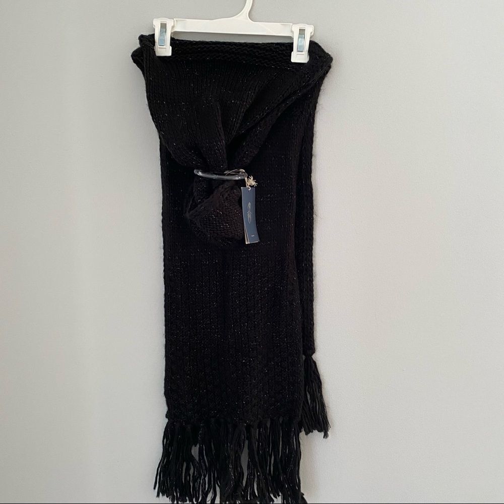 Universal Thread Oblong Scarf
